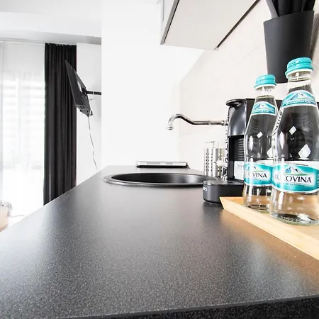Apartament Lovely Studio 7 With A View